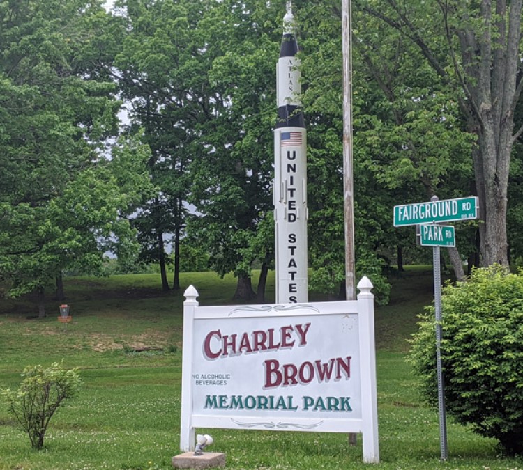 Charley Brown Park (Flora,&nbspIL)